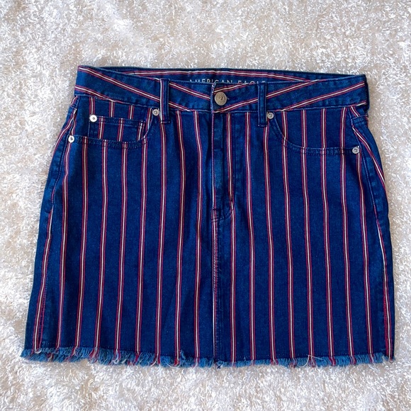 AE Skirt 👍3/$16 - Picture 2 of 3